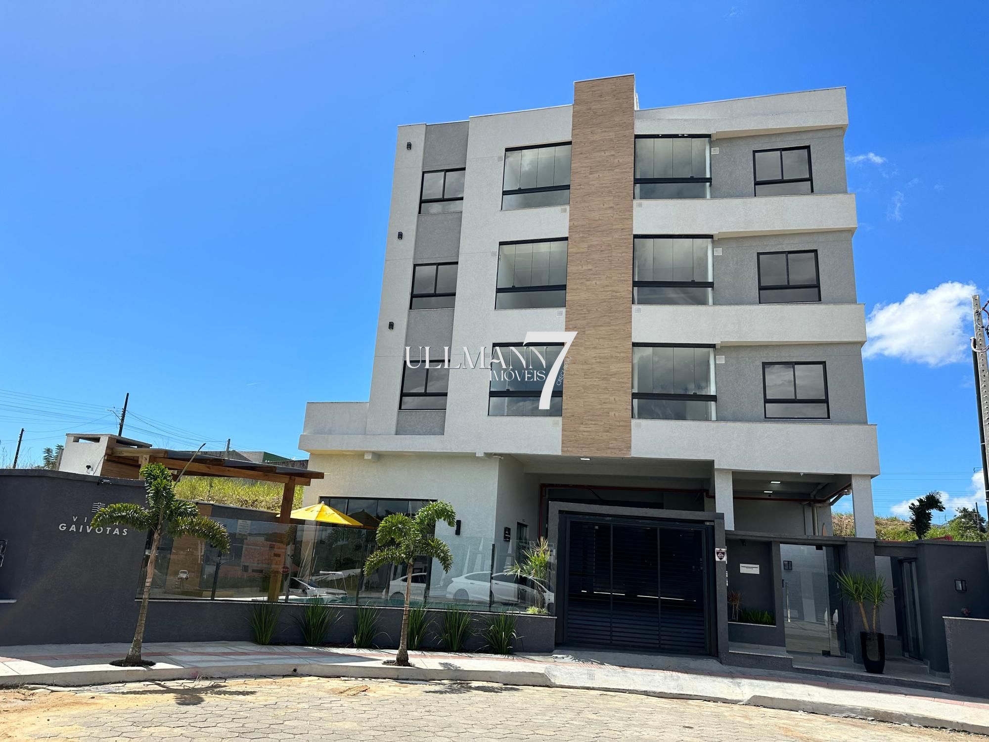 Sobrado de 2 quartos, 54m² no bairro Centro, em Balneário Piçarras | Eu Corretor