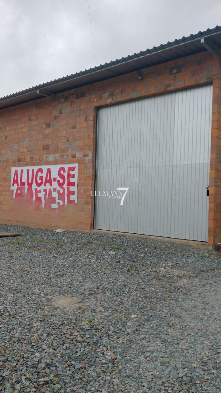 Galpão / Depósito / Armazém de no bairro Vila Paraguai, em Barra Velha | Eu Corretor