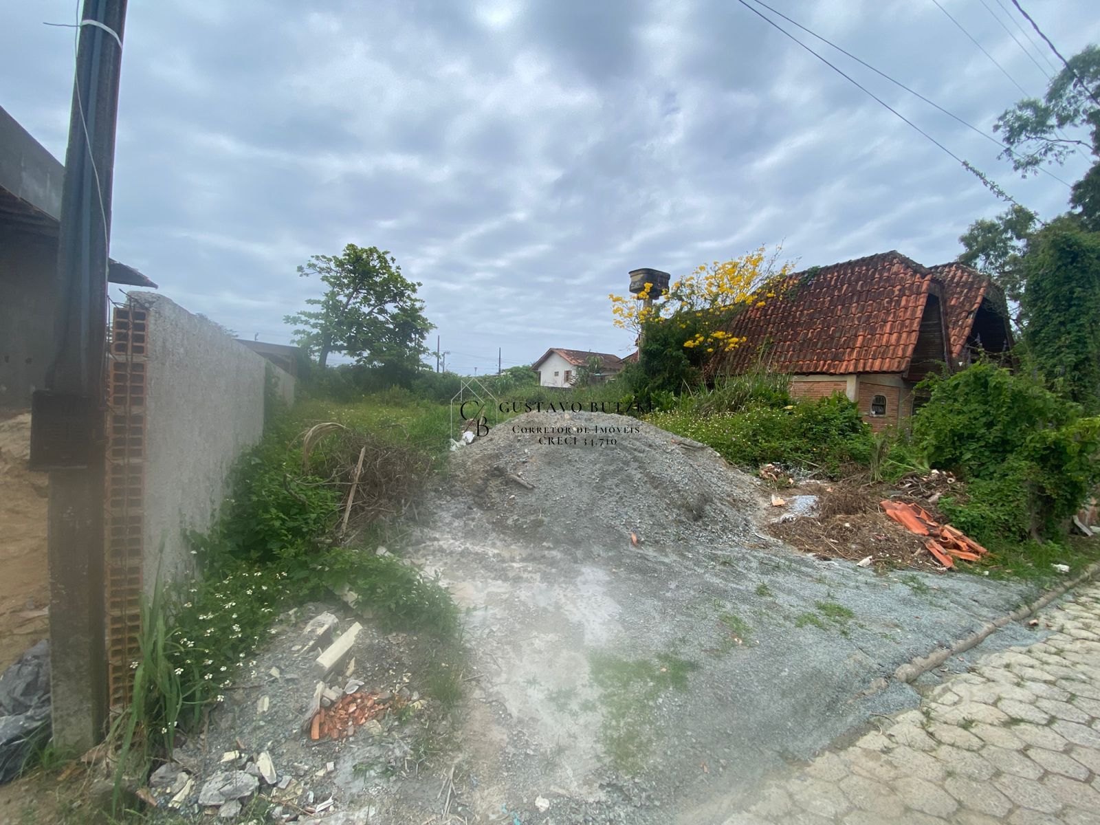 Terreno à venda, 300m² - Foto 1