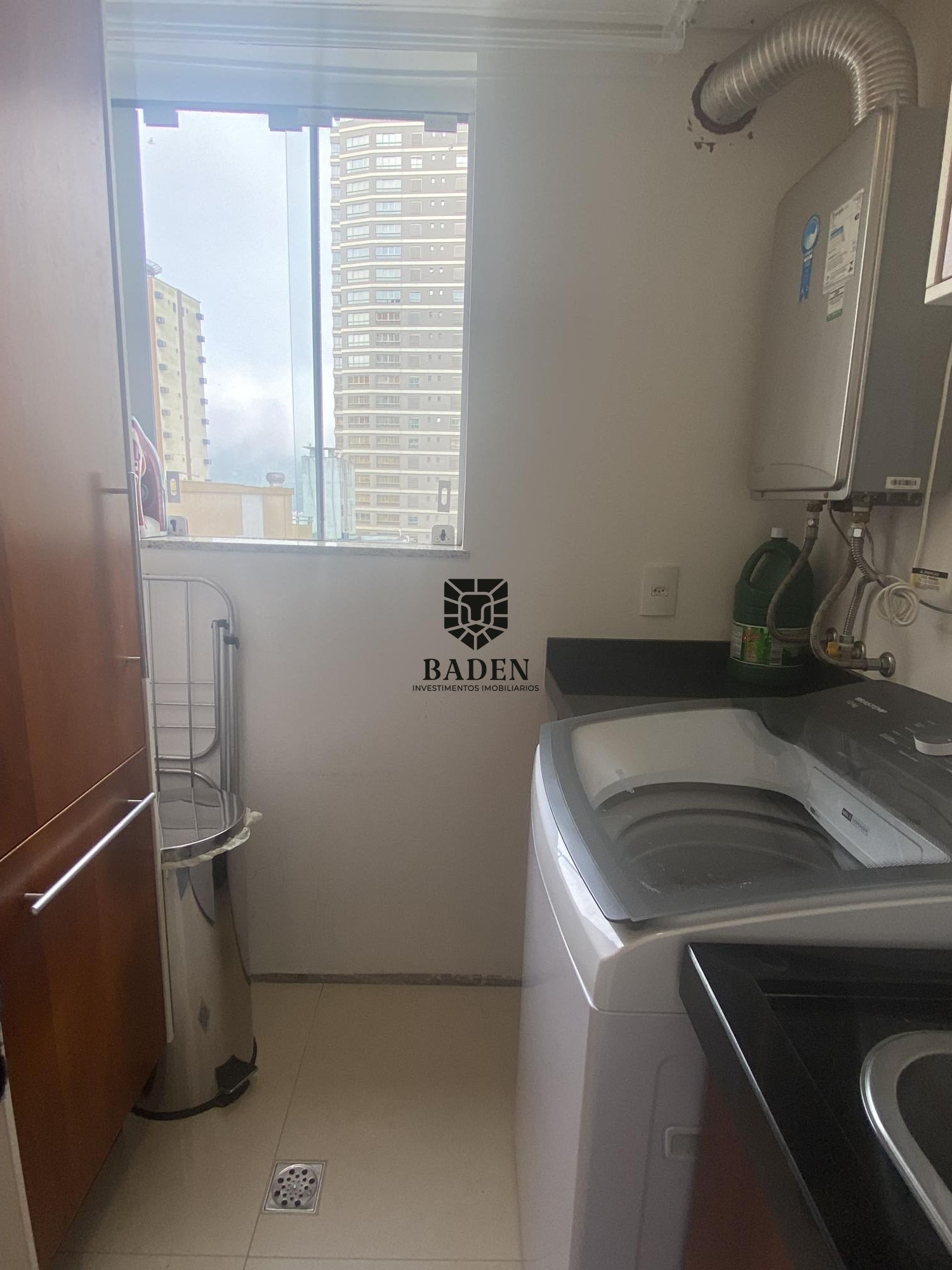 Apartamento para alugar com 3 quartos, 160m² - Foto 19