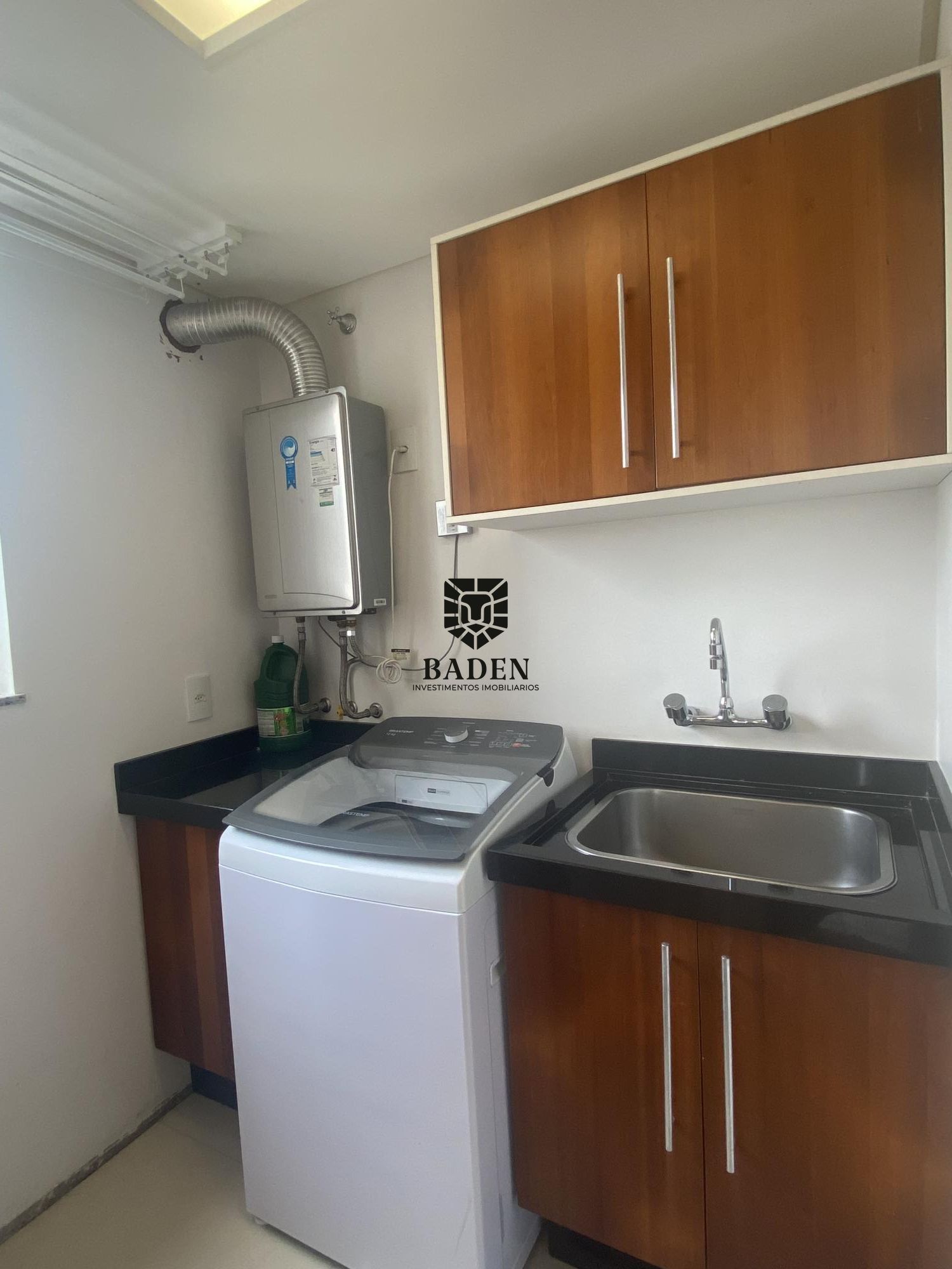 Apartamento para alugar com 3 quartos, 160m² - Foto 18