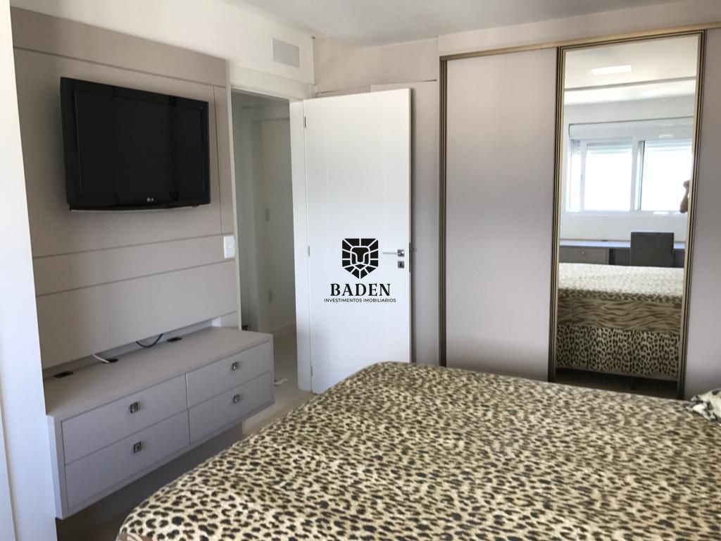 Apartamento à venda com 3 quartos, 121m² - Foto 10