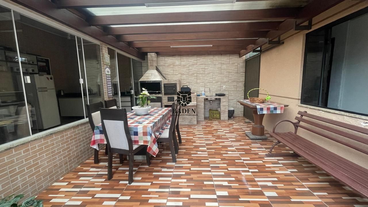 Casa para alugar com 4 quartos, 288m² - Foto 25