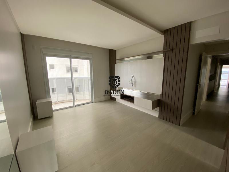 Apartamento à venda com 4 quartos, 237m² - Foto 36