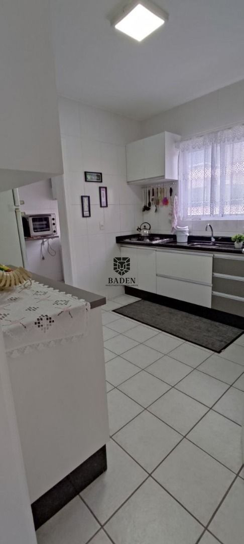 Apartamento à venda com 3 quartos, 98m² - Foto 25