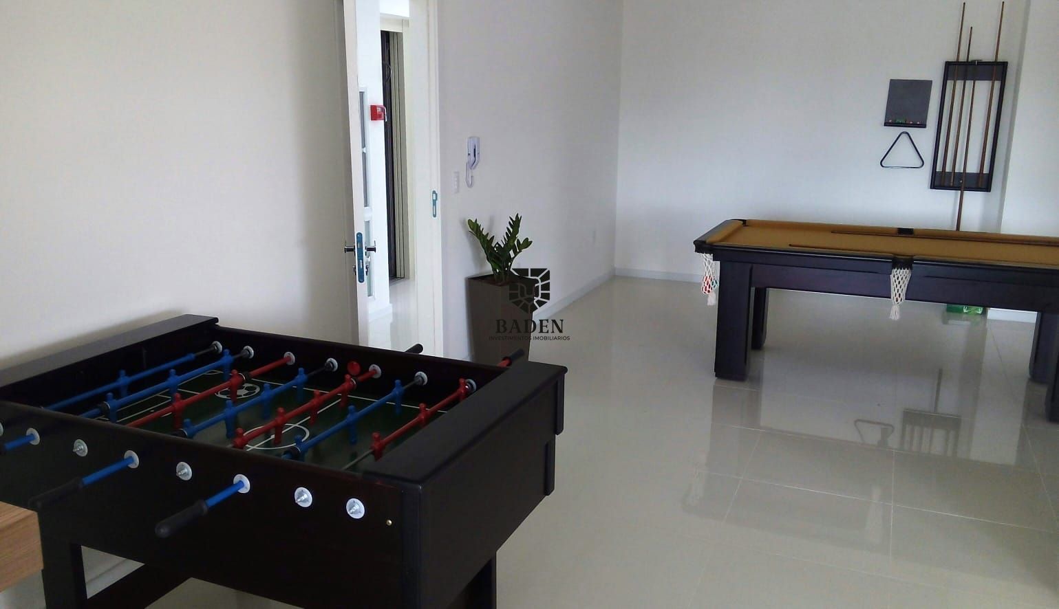 Apartamento à venda com 2 quartos, 77m² - Foto 20