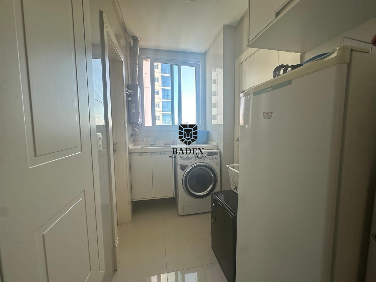 Apartamento à venda com 3 quartos, 162m² - Foto 19