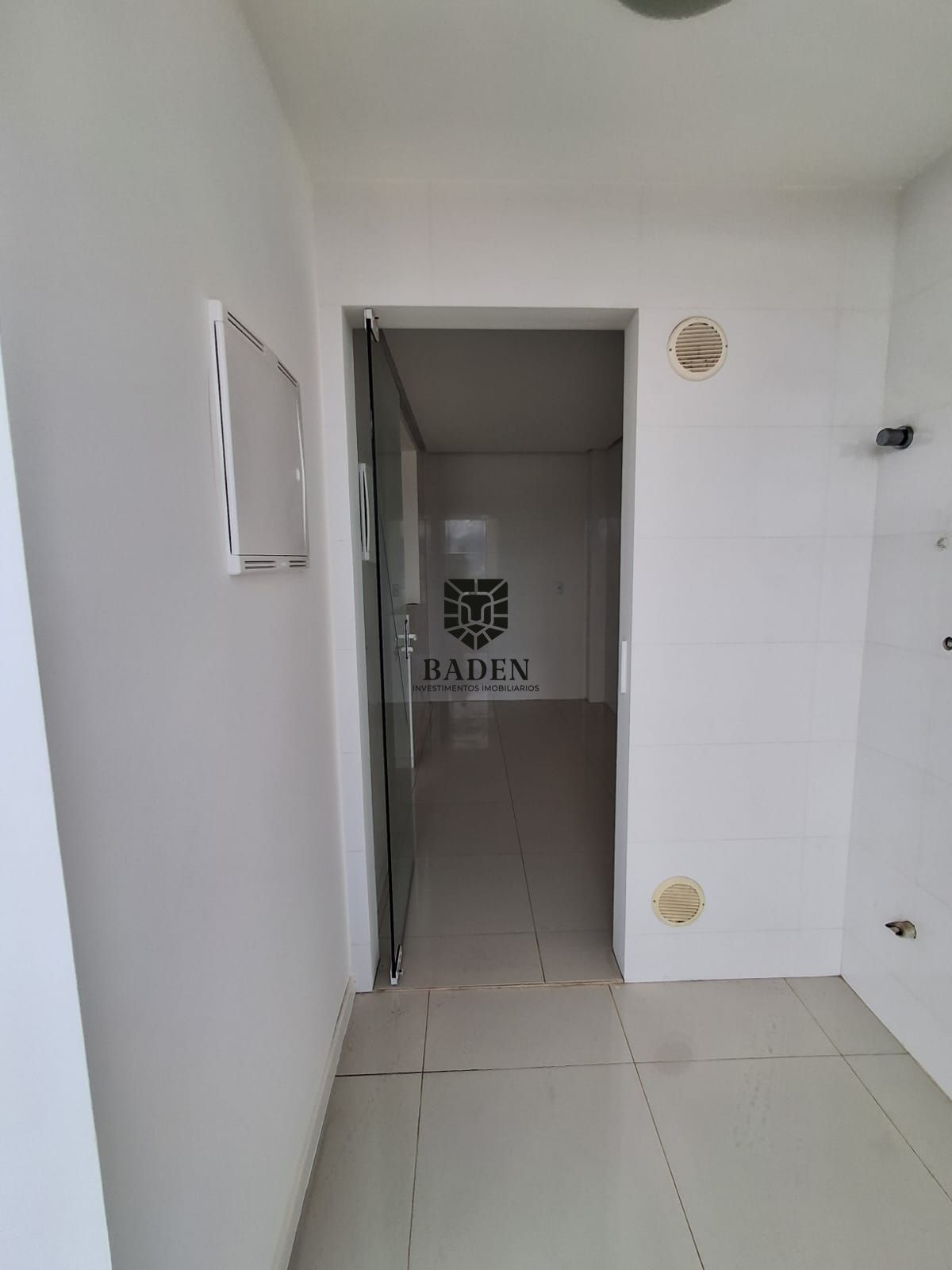 Apartamento à venda com 2 quartos, 77m² - Foto 9