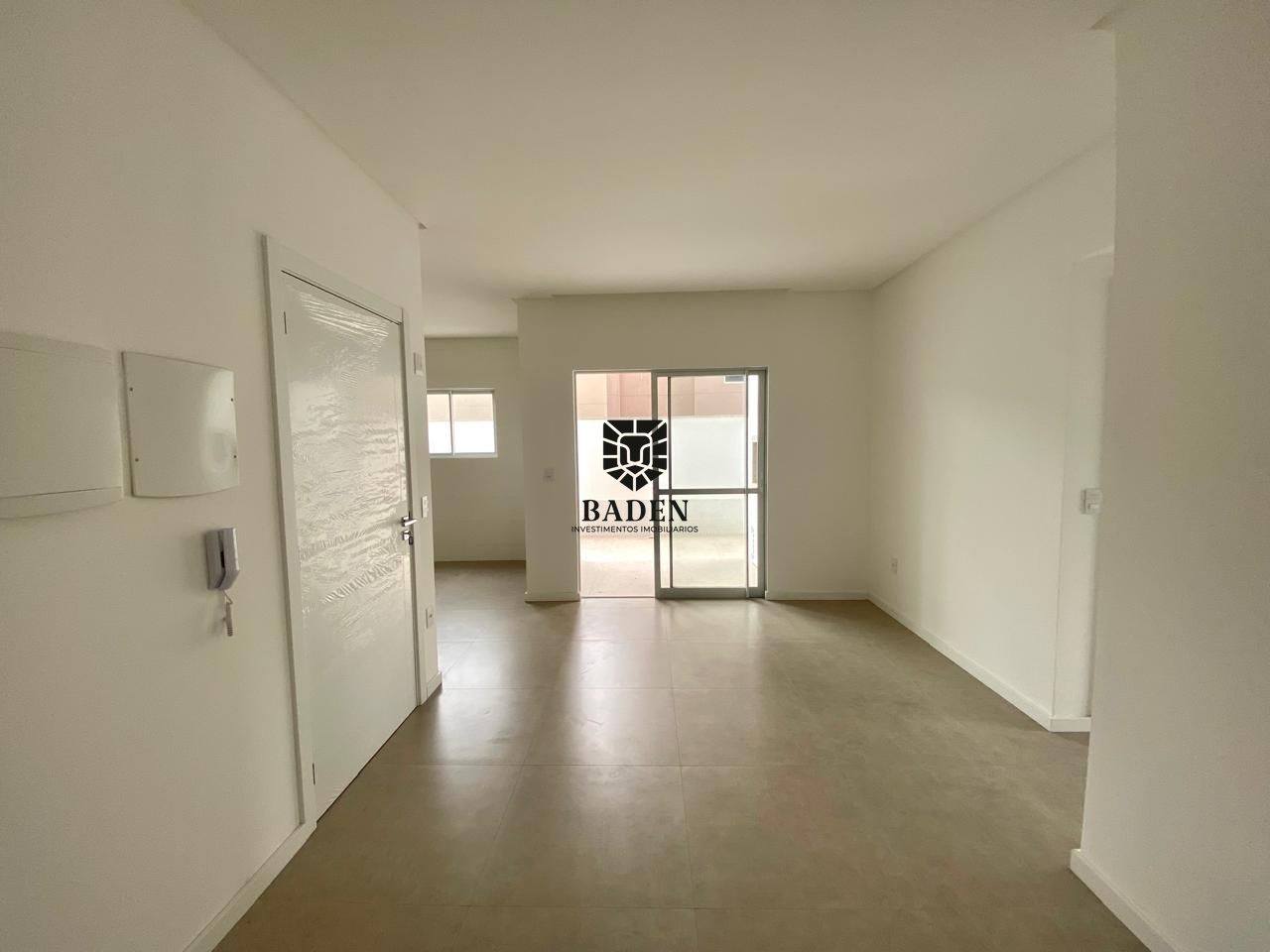 Apartamento à venda com 2 quartos, 65m² - Foto 3