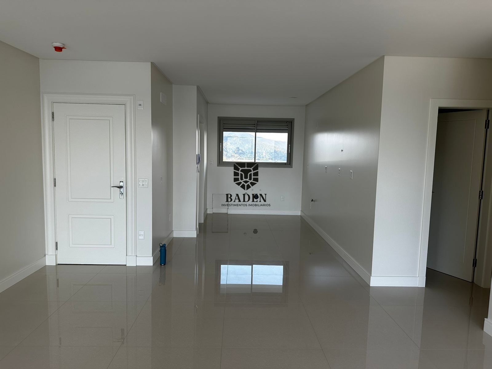 Apartamento à venda com 4 quartos, 160m² - Foto 7