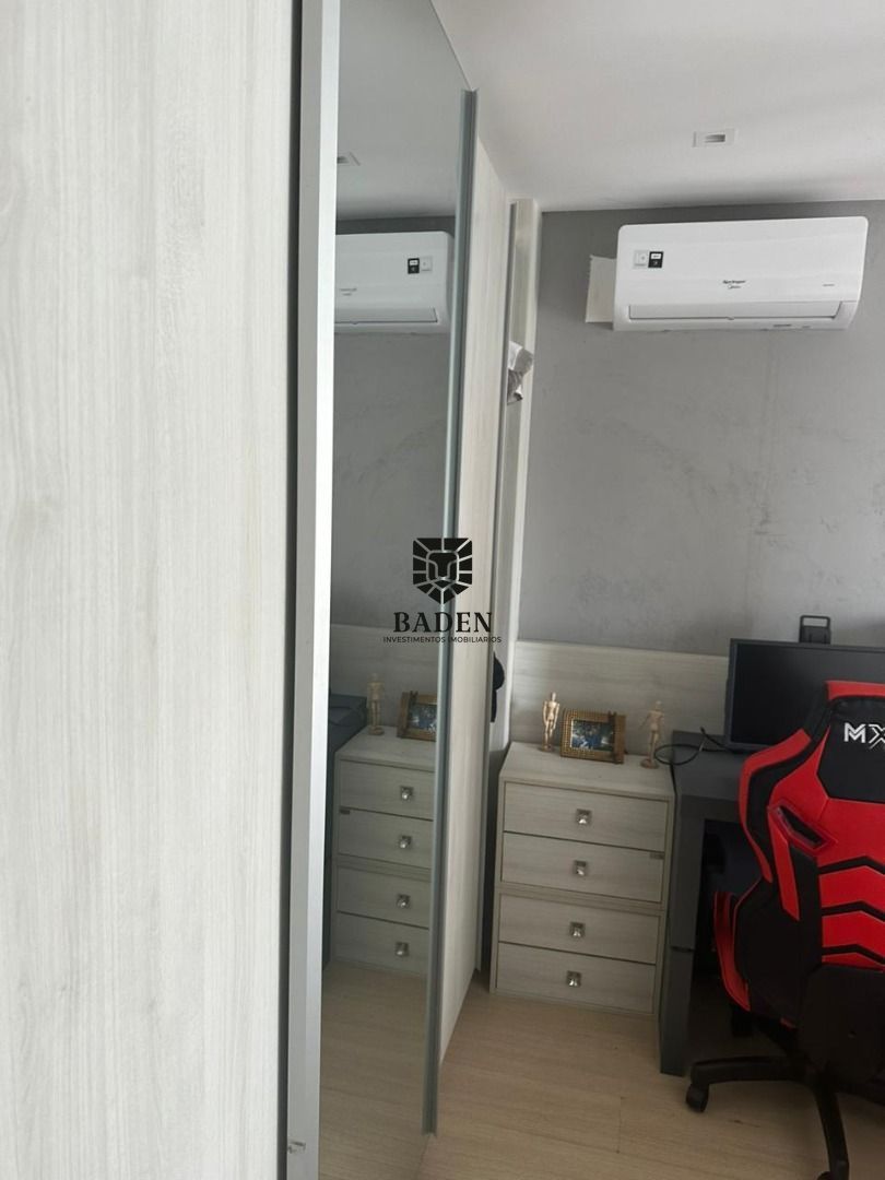 Apartamento à venda com 3 quartos, 156m² - Foto 17