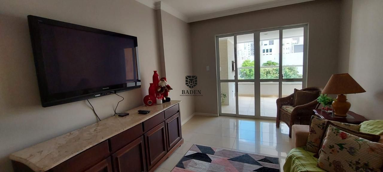 Apartamento à venda com 4 quartos, 350m² - Foto 18