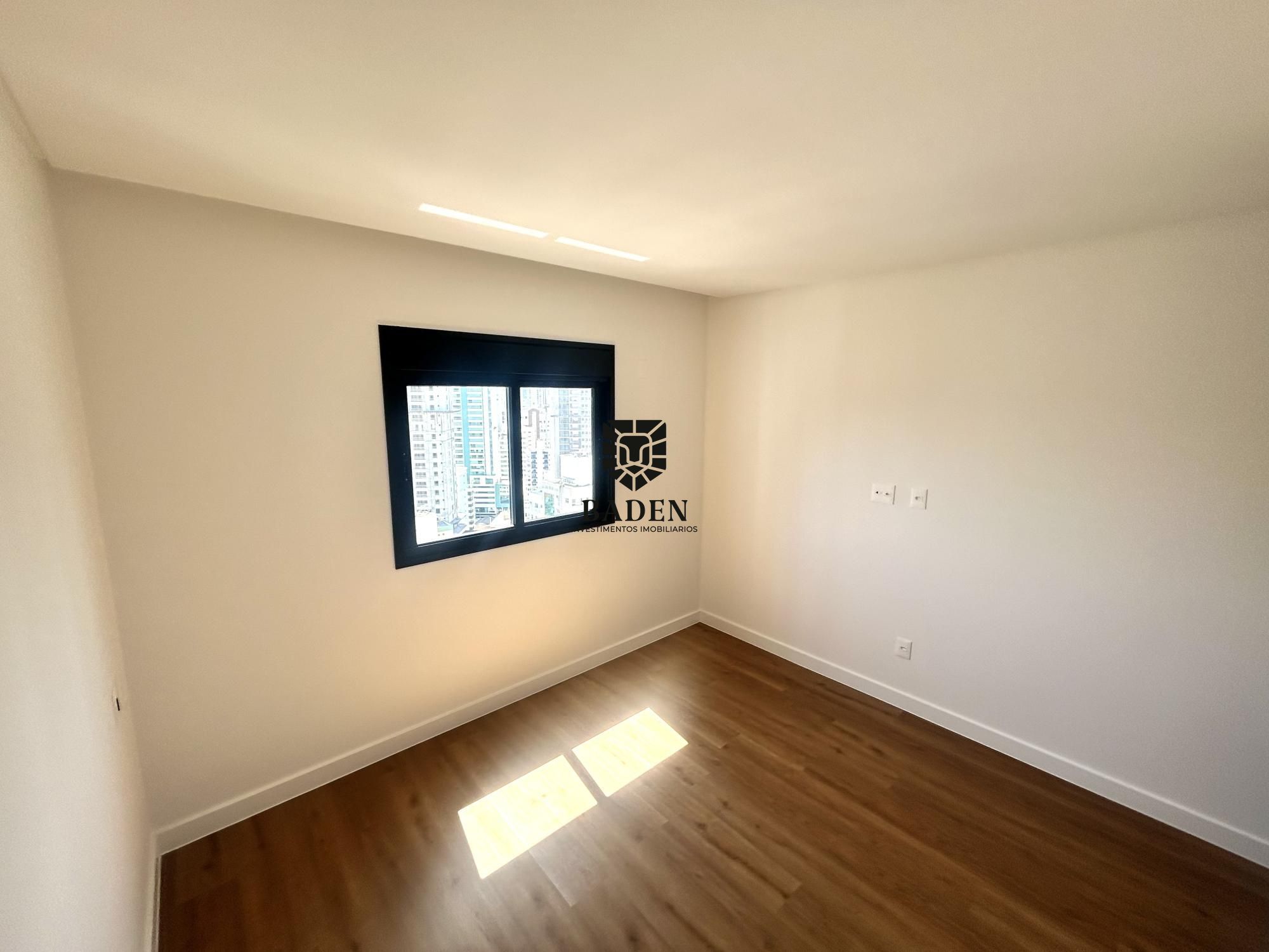 Apartamento à venda com 4 quartos, 147m² - Foto 36