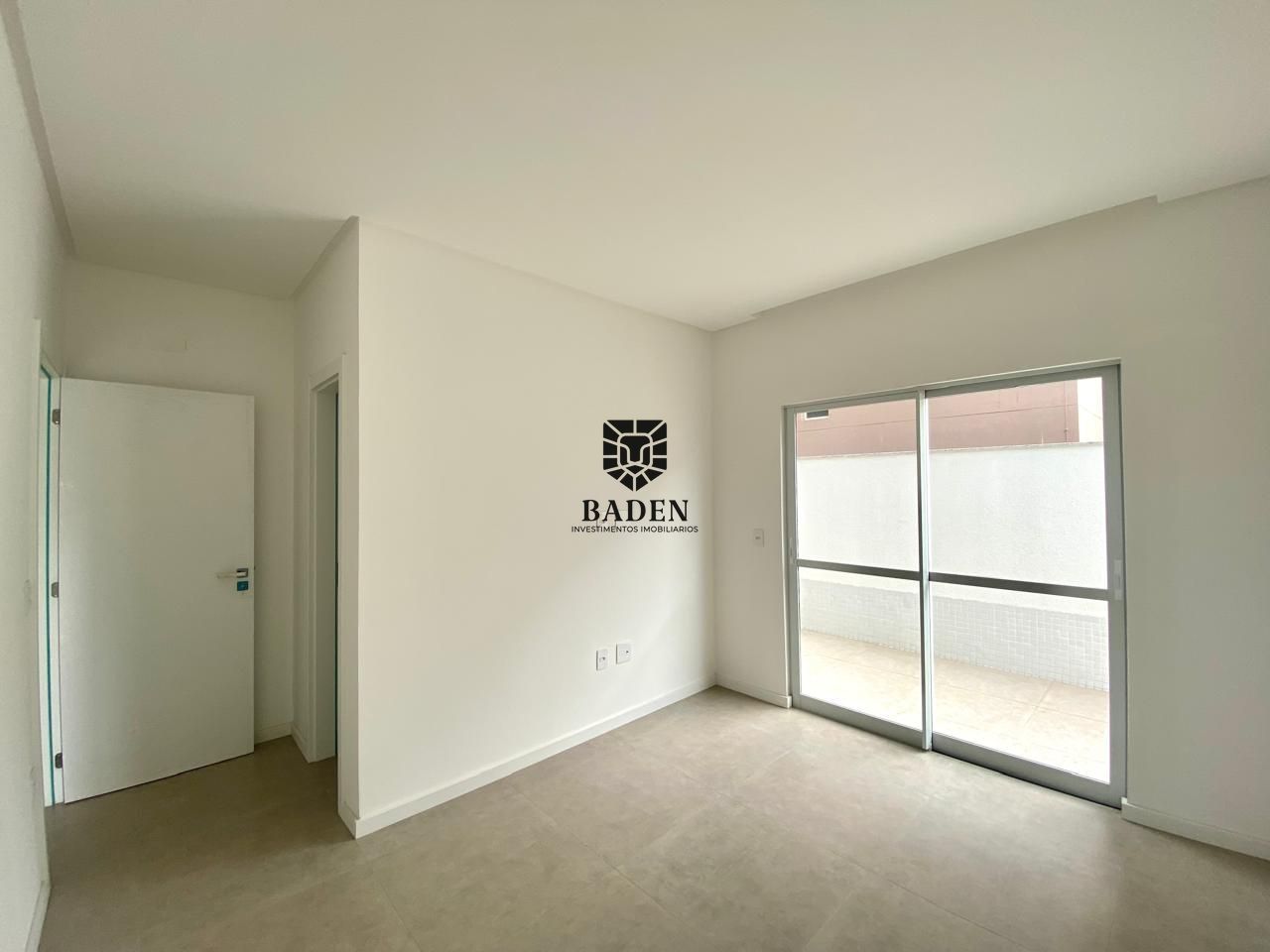 Apartamento à venda com 2 quartos, 65m² - Foto 8