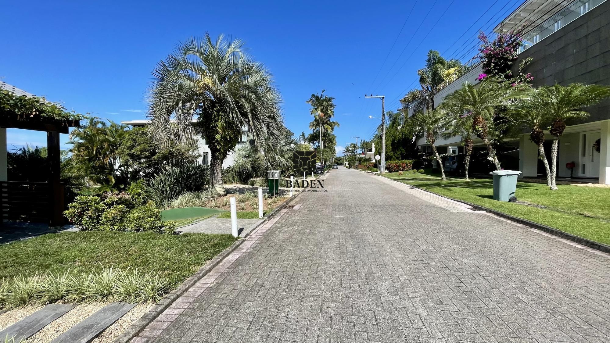 Casa de Condomínio à venda e aluguel com 5 quartos, 420m² - Foto 82