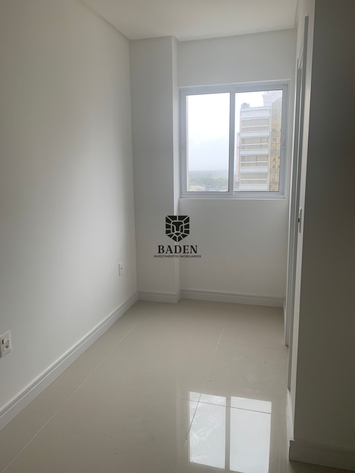 Apartamento à venda com 4 quartos, 146m² - Foto 17