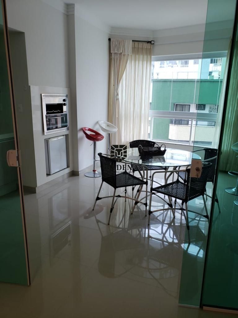 Apartamento à venda com 3 quartos, 131m² - Foto 26