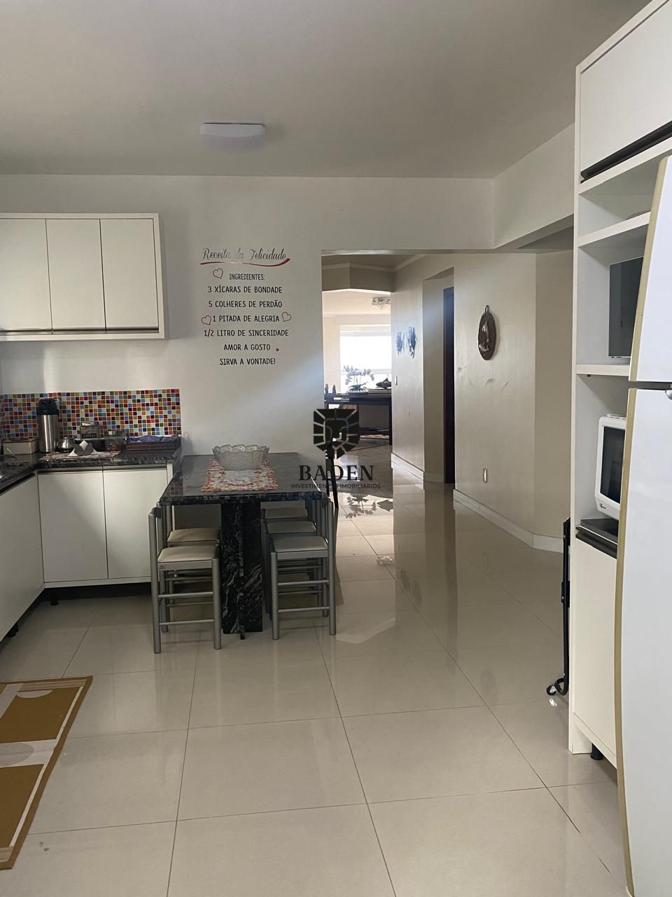 Apartamento à venda e temporada com 5 quartos, 384m² - Foto 22