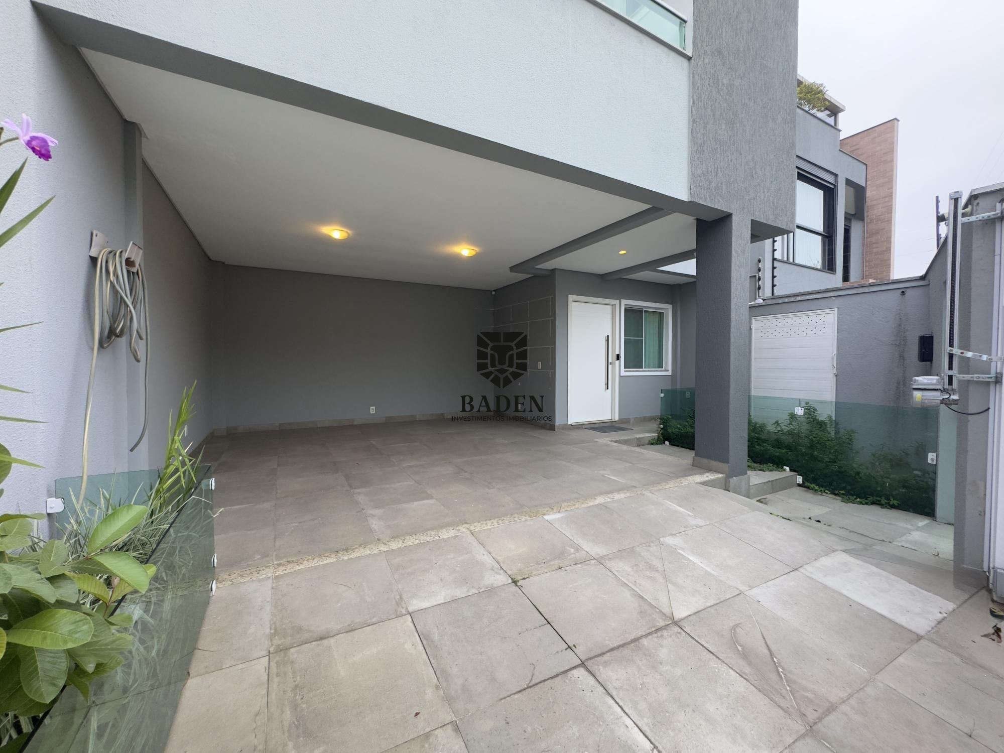 Casa à venda e aluguel com 3 quartos, 255m² - Foto 42