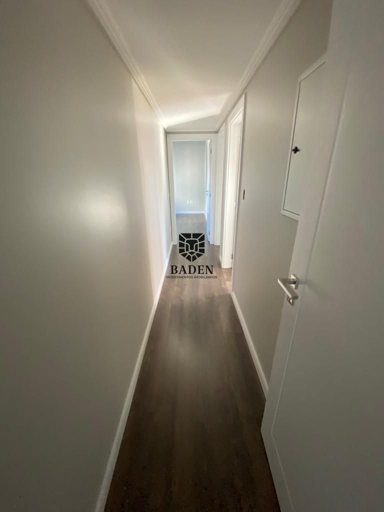 Apartamento à venda com 3 quartos, 136m² - Foto 9