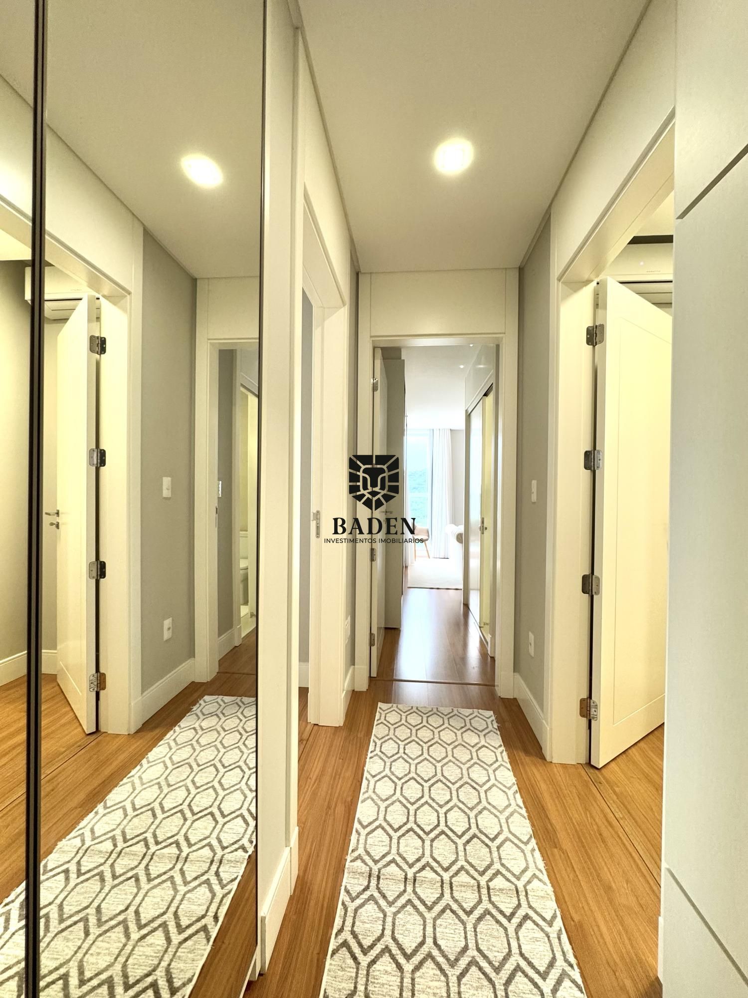 Apartamento à venda com 3 quartos, 153m² - Foto 13