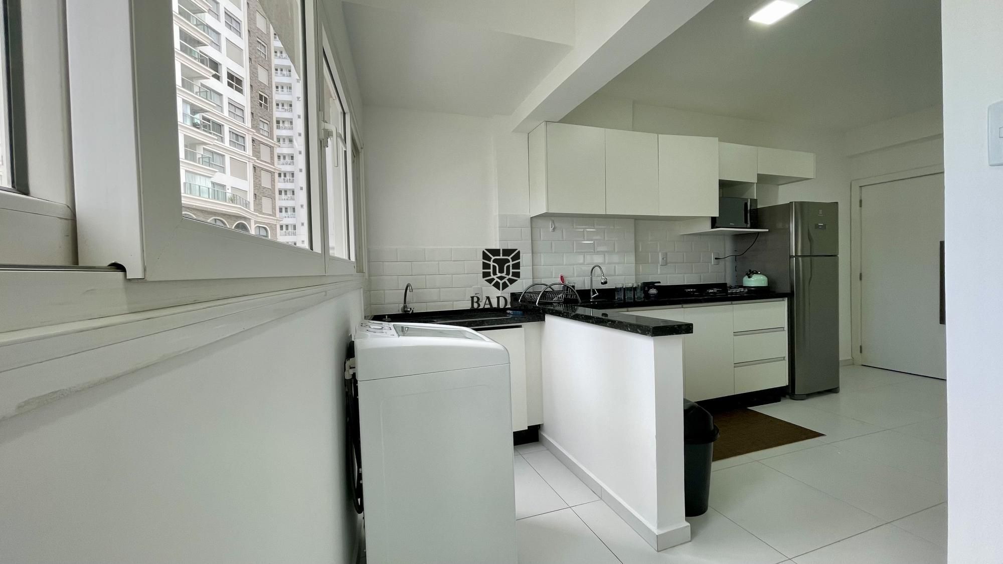 Apartamento para alugar com 3 quartos, 125m² - Foto 26