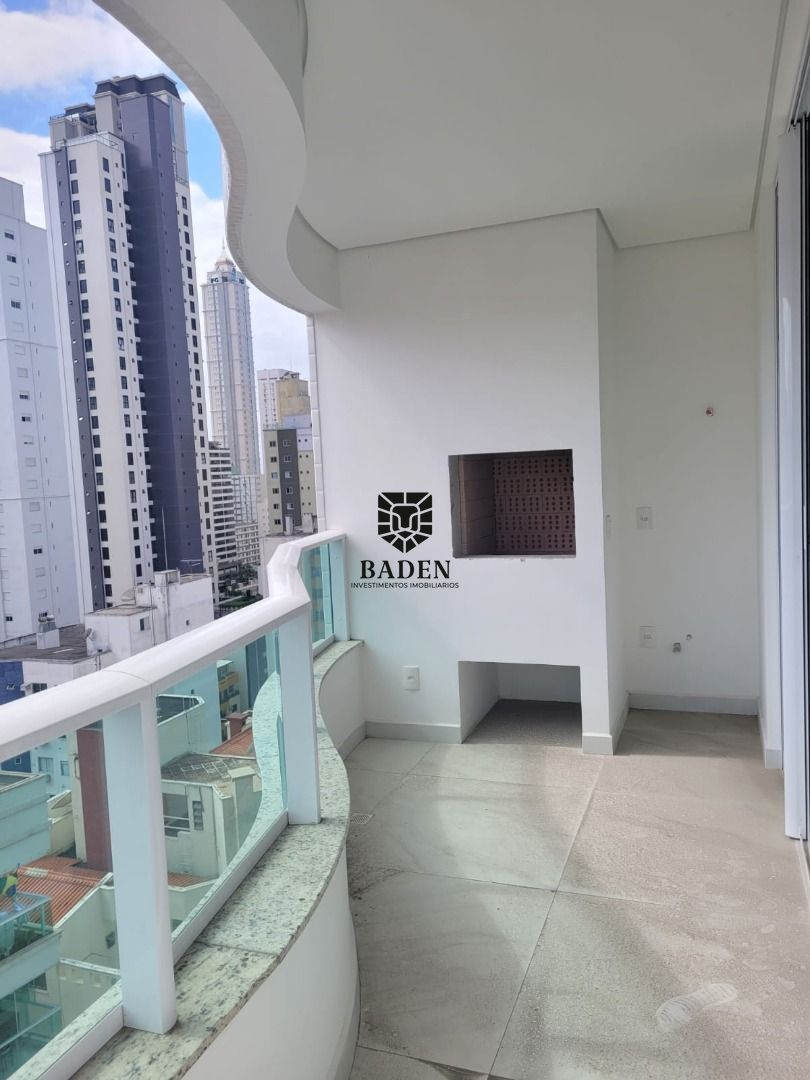 Apartamento à venda com 3 quartos, 121m² - Foto 18