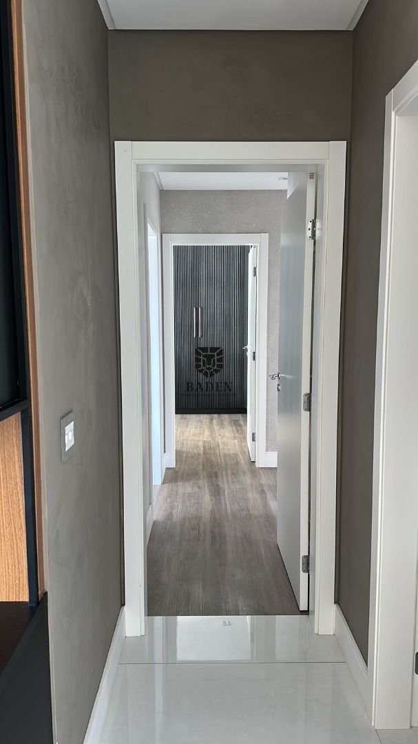 Apartamento à venda com 4 quartos, 192m² - Foto 14