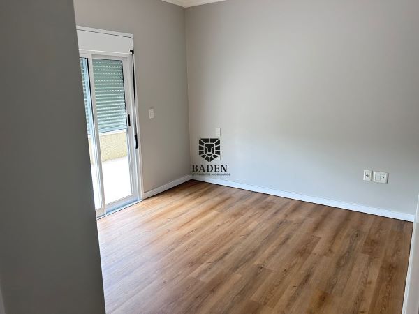 Apartamento à venda com 3 quartos, 136m² - Foto 13