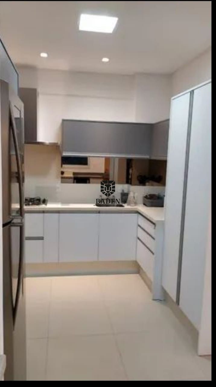 Apartamento à venda e aluguel com 3 quartos, 200m² - Foto 11