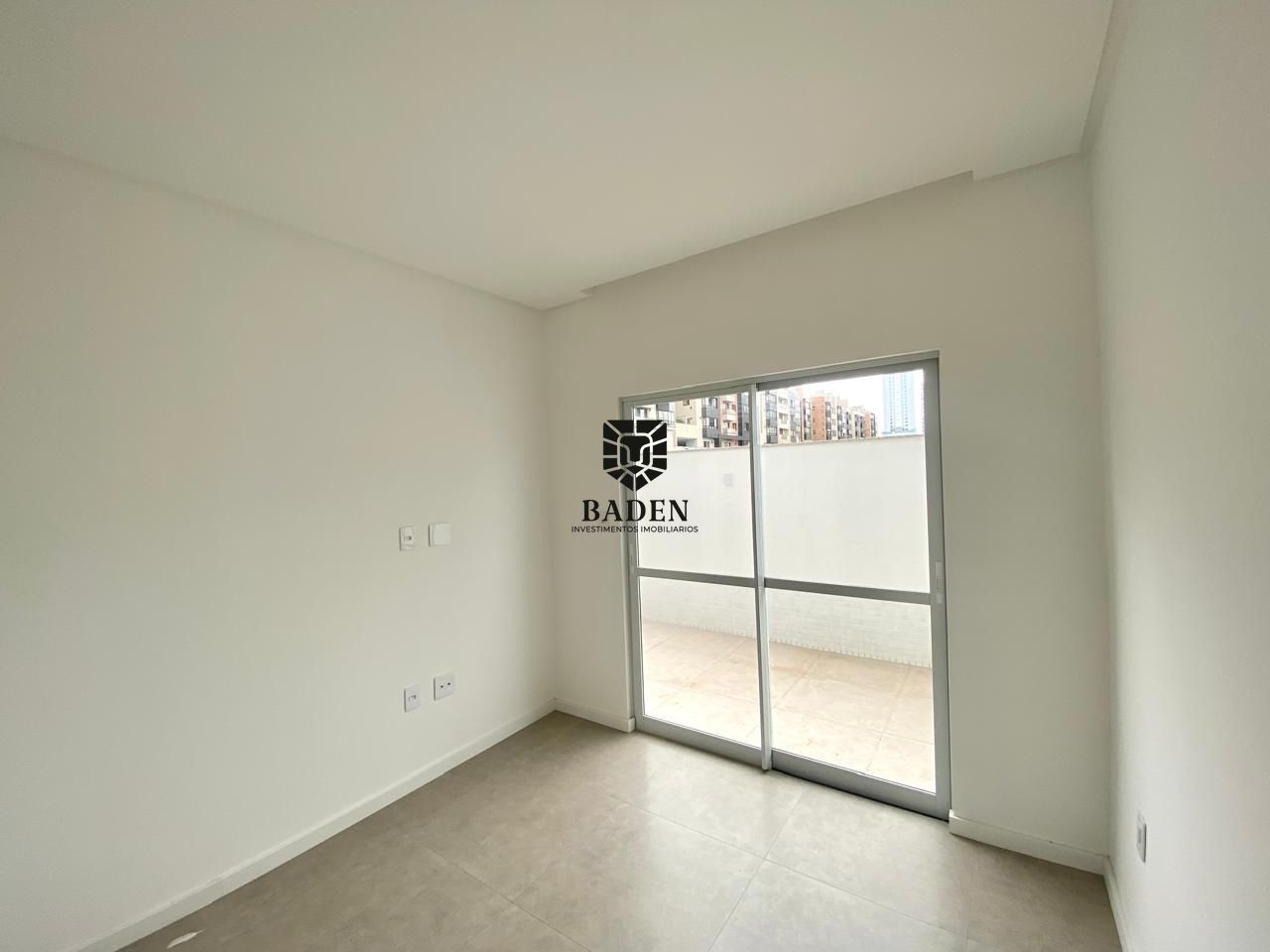 Apartamento à venda com 2 quartos, 65m² - Foto 10