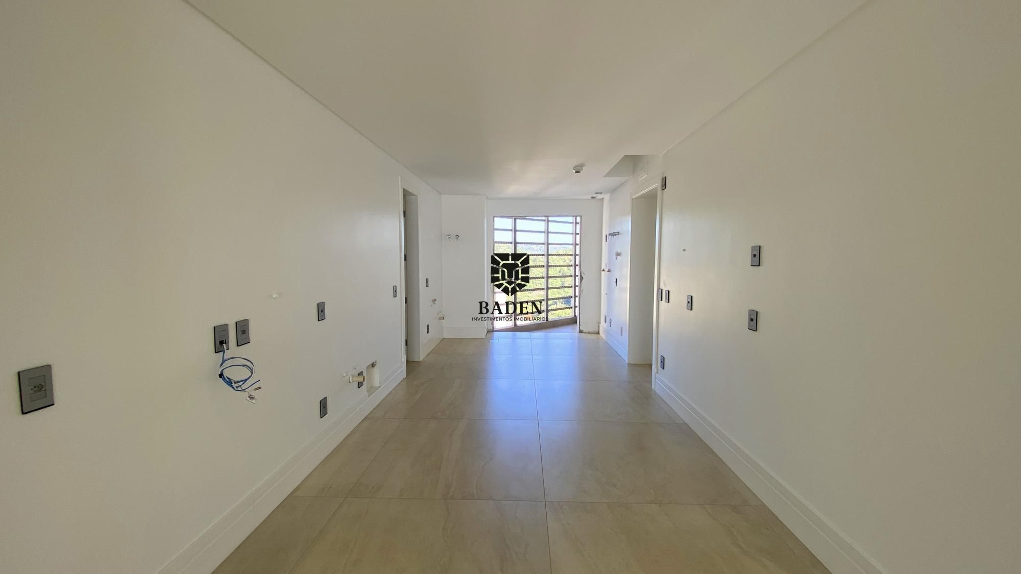 Apartamento à venda com 4 quartos, 230m² - Foto 7