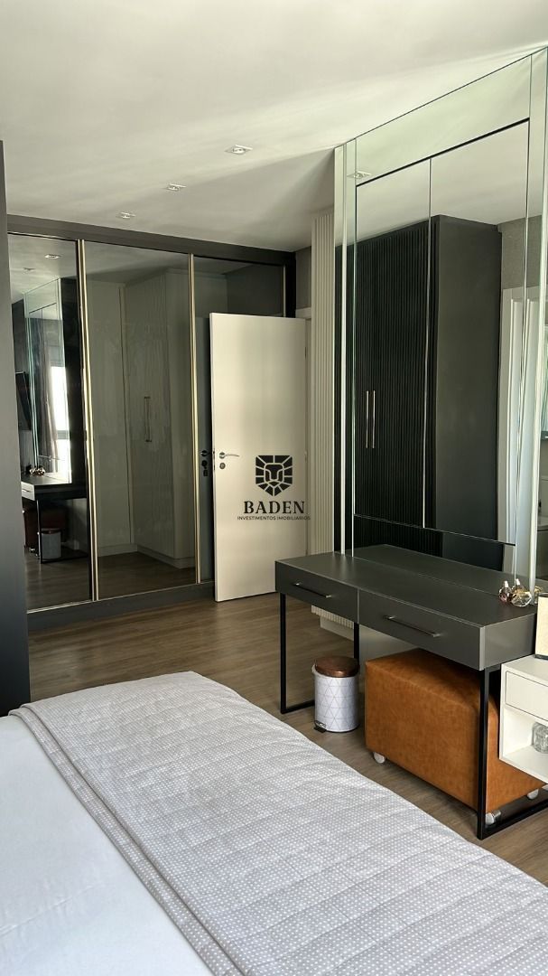 Apartamento à venda com 4 quartos, 192m² - Foto 16