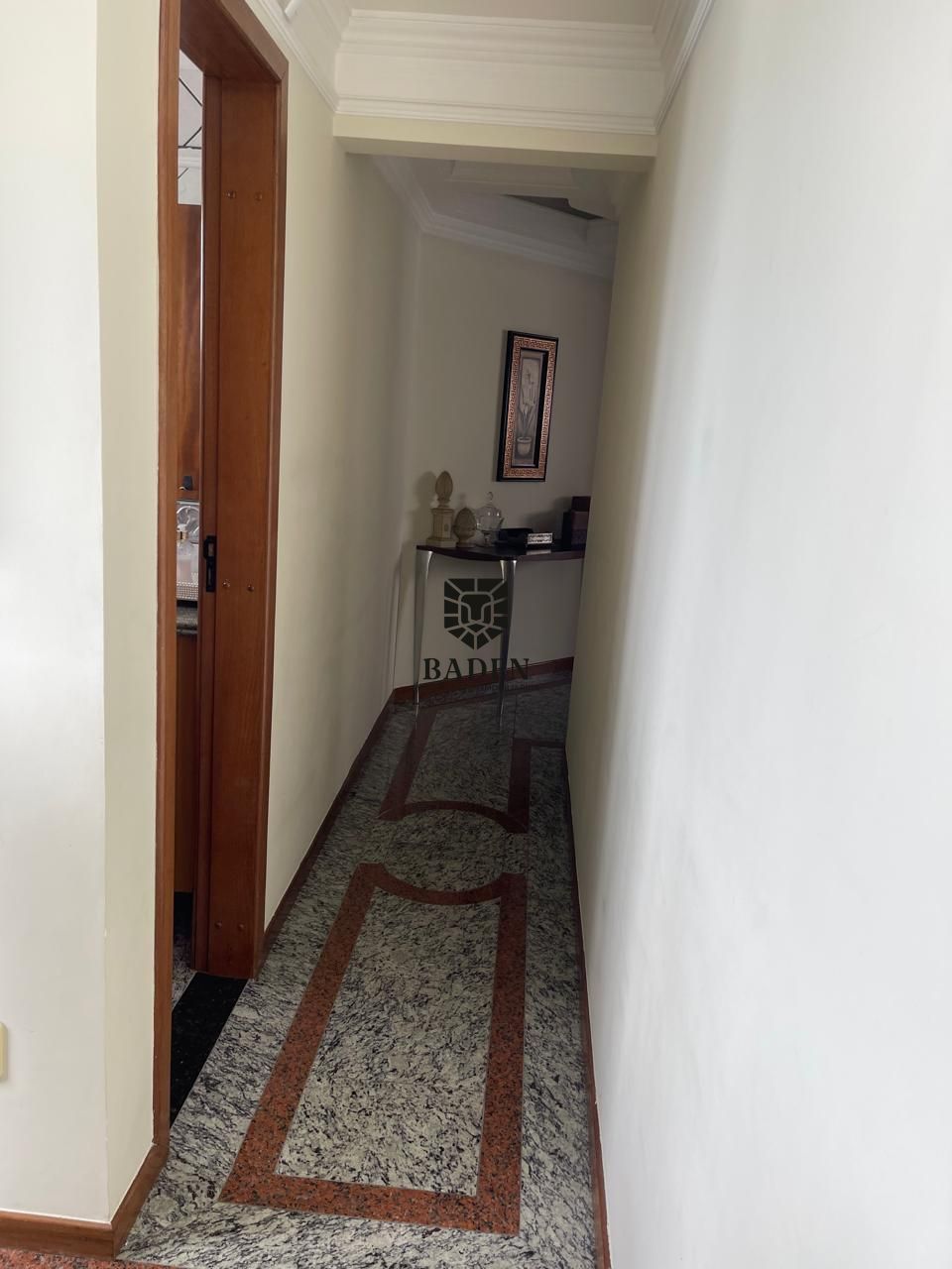 Apartamento à venda com 3 quartos, 185m² - Foto 6