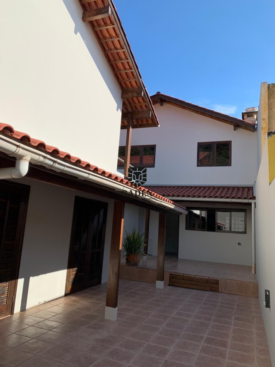 Casa à venda com 5 quartos, 450m² - Foto 6