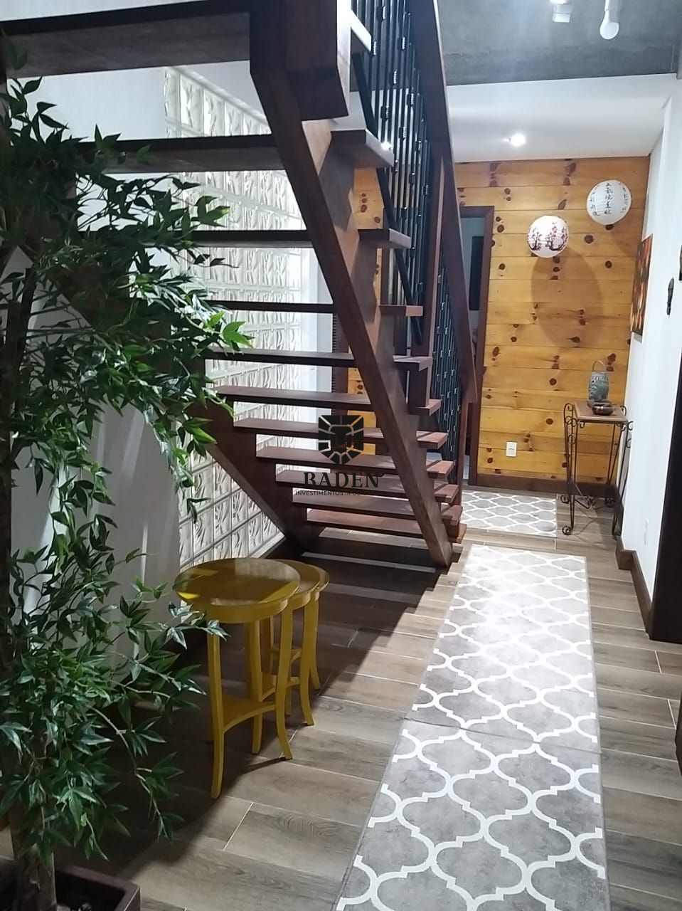 Casa à venda com 5 quartos, 316m² - Foto 17