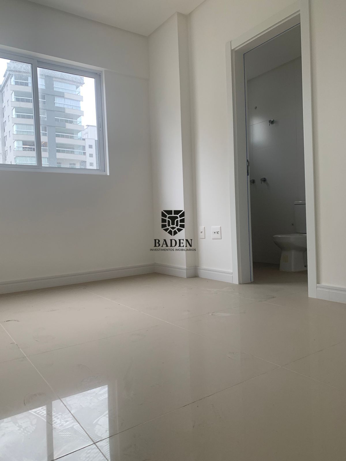 Apartamento à venda com 4 quartos, 146m² - Foto 24