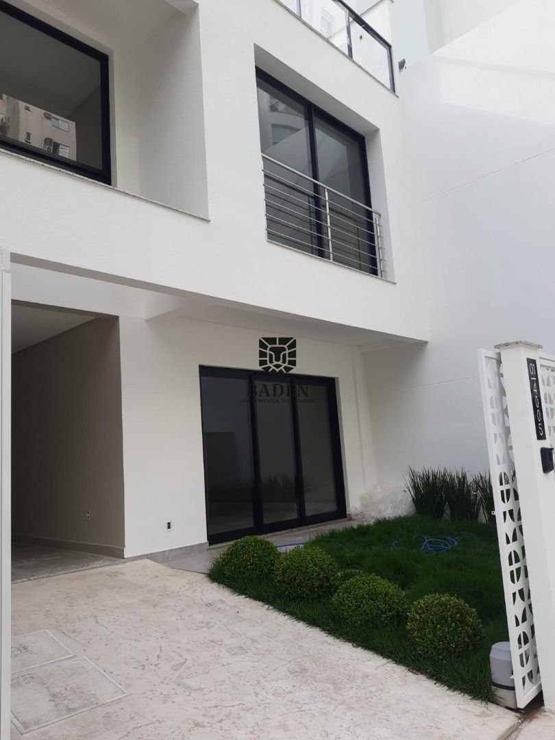 Sobrado à venda com 3 quartos, 220m² - Foto 13