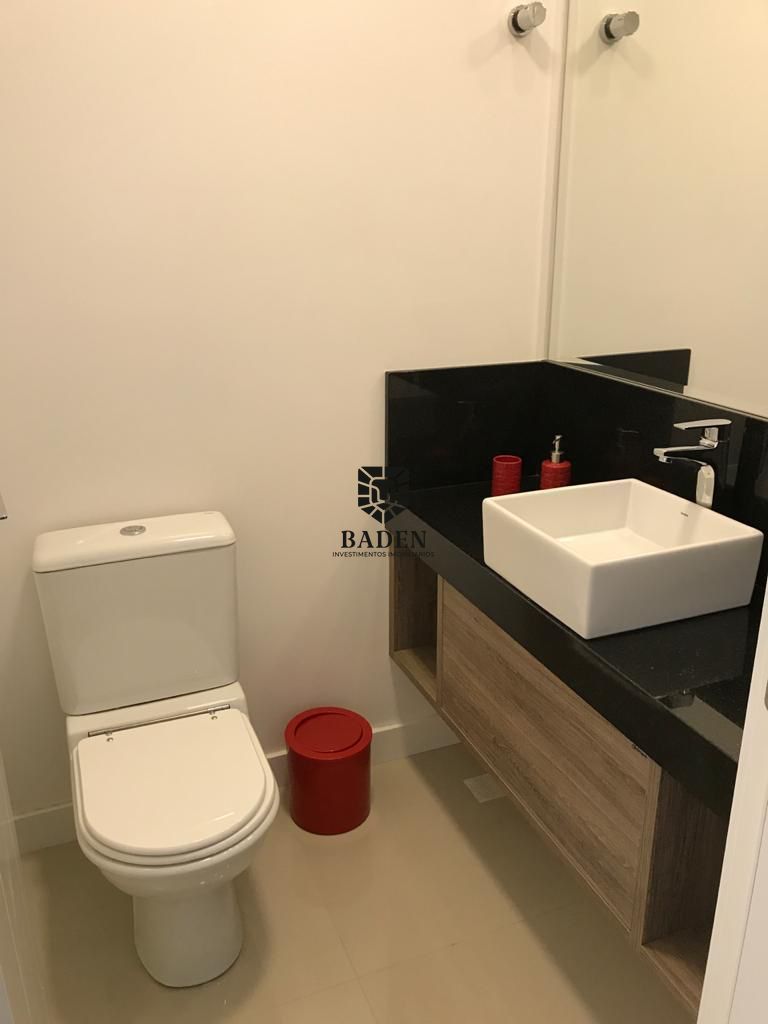 Apartamento à venda com 3 quartos, 121m² - Foto 7