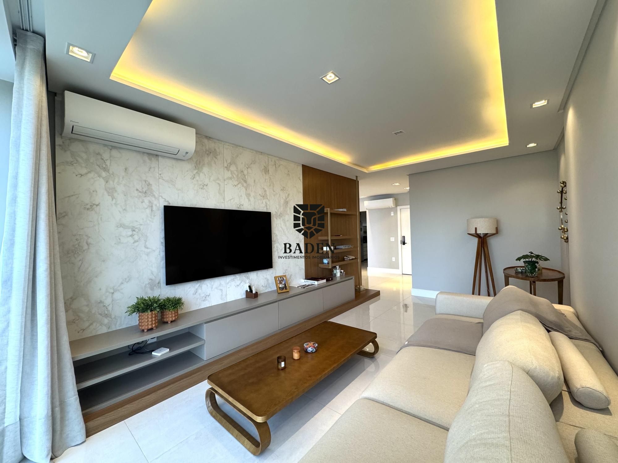 Apartamento para alugar com 3 quartos, 192m² - Foto 6