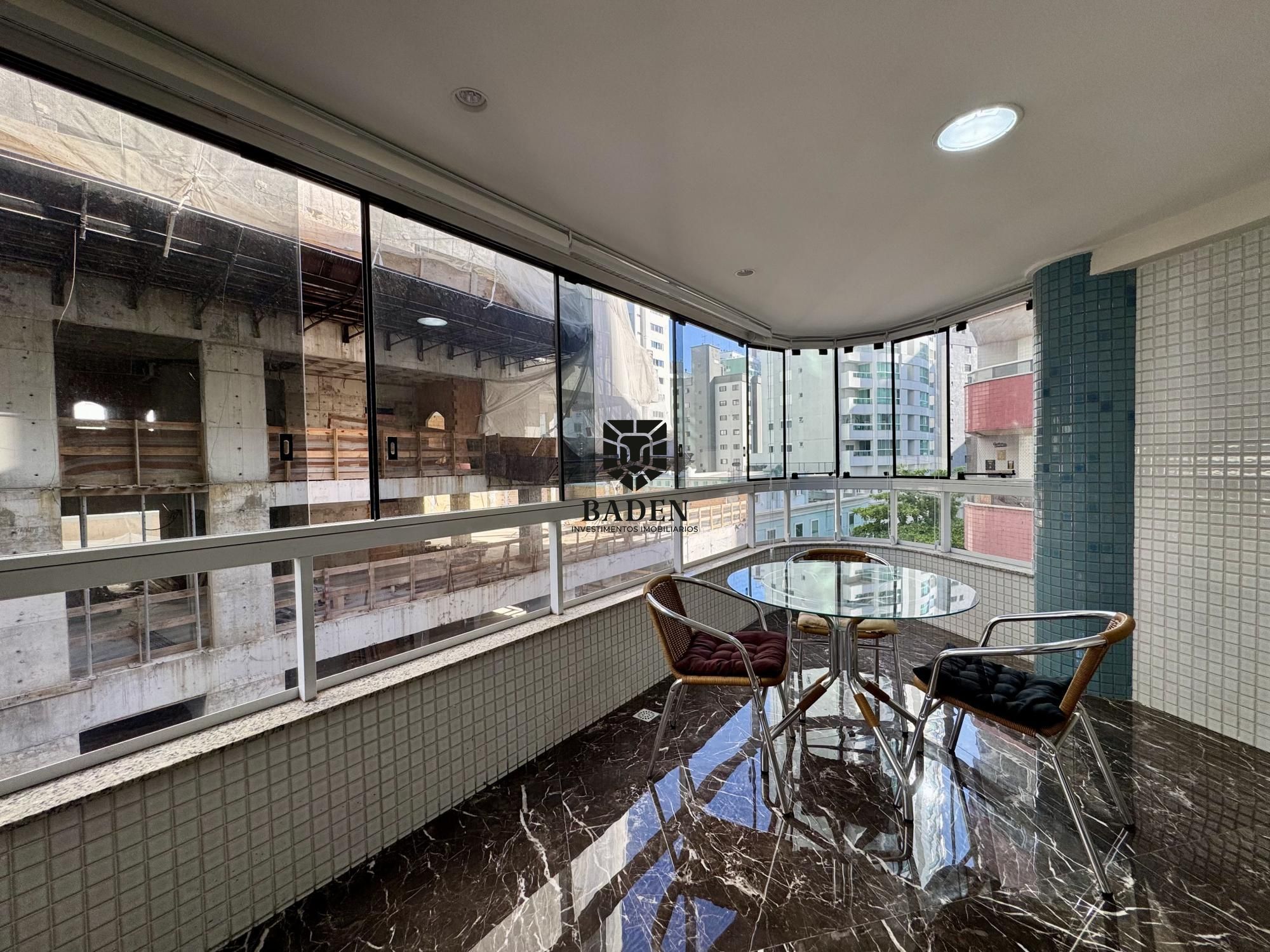 Apartamento para alugar com 3 quartos, 140m² - Foto 19