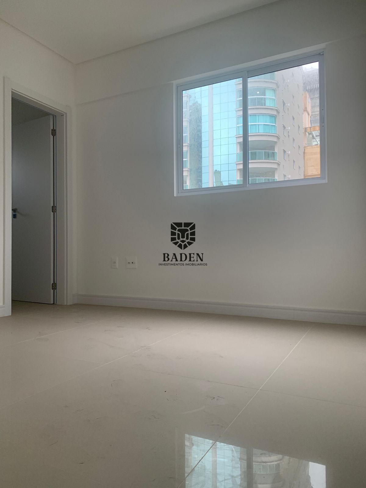 Apartamento à venda com 4 quartos, 146m² - Foto 16