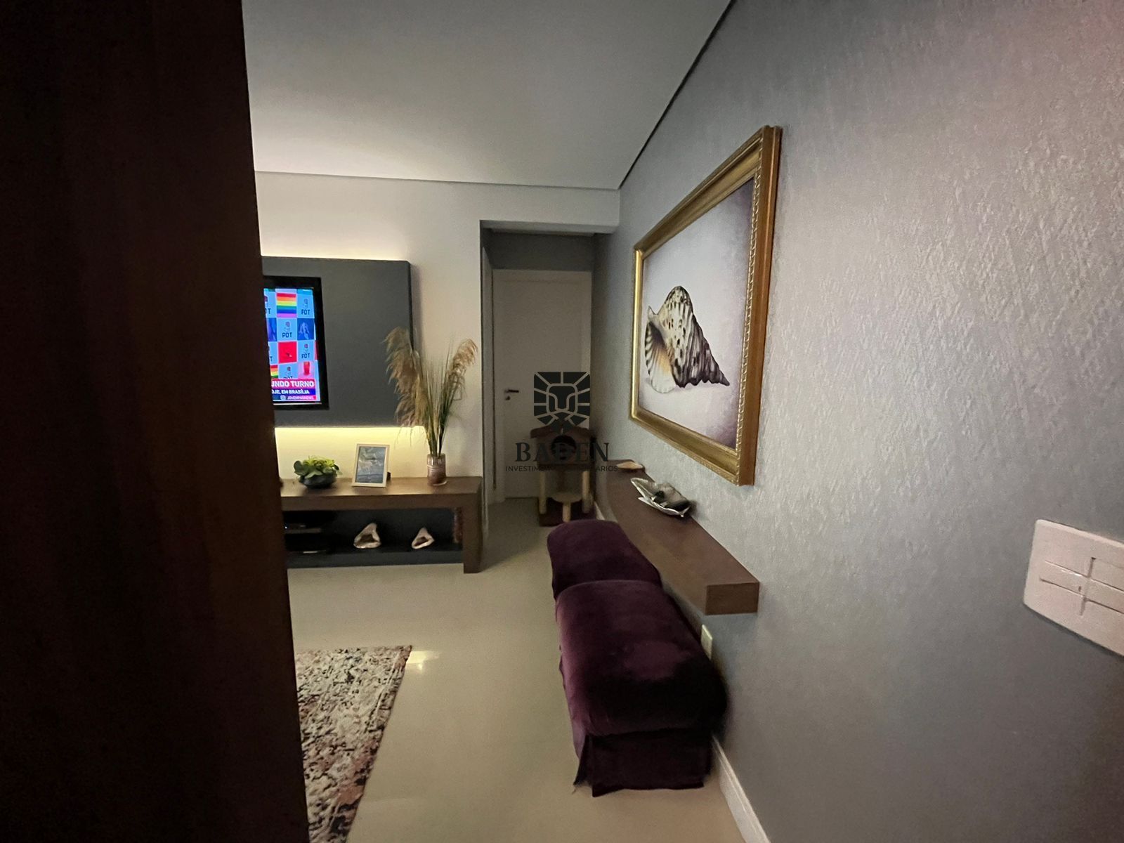 Apartamento à venda com 3 quartos, 134m² - Foto 2