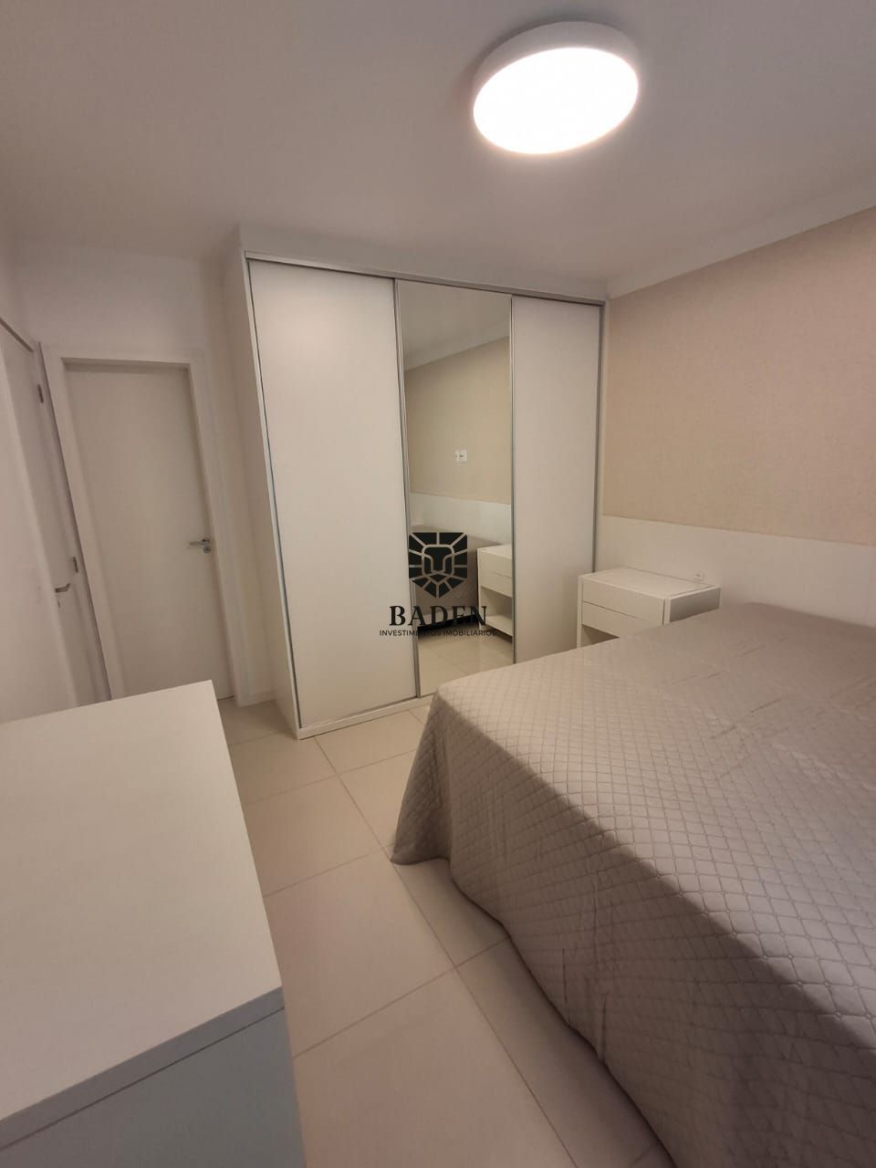 Apartamento à venda com 3 quartos, 143m² - Foto 9