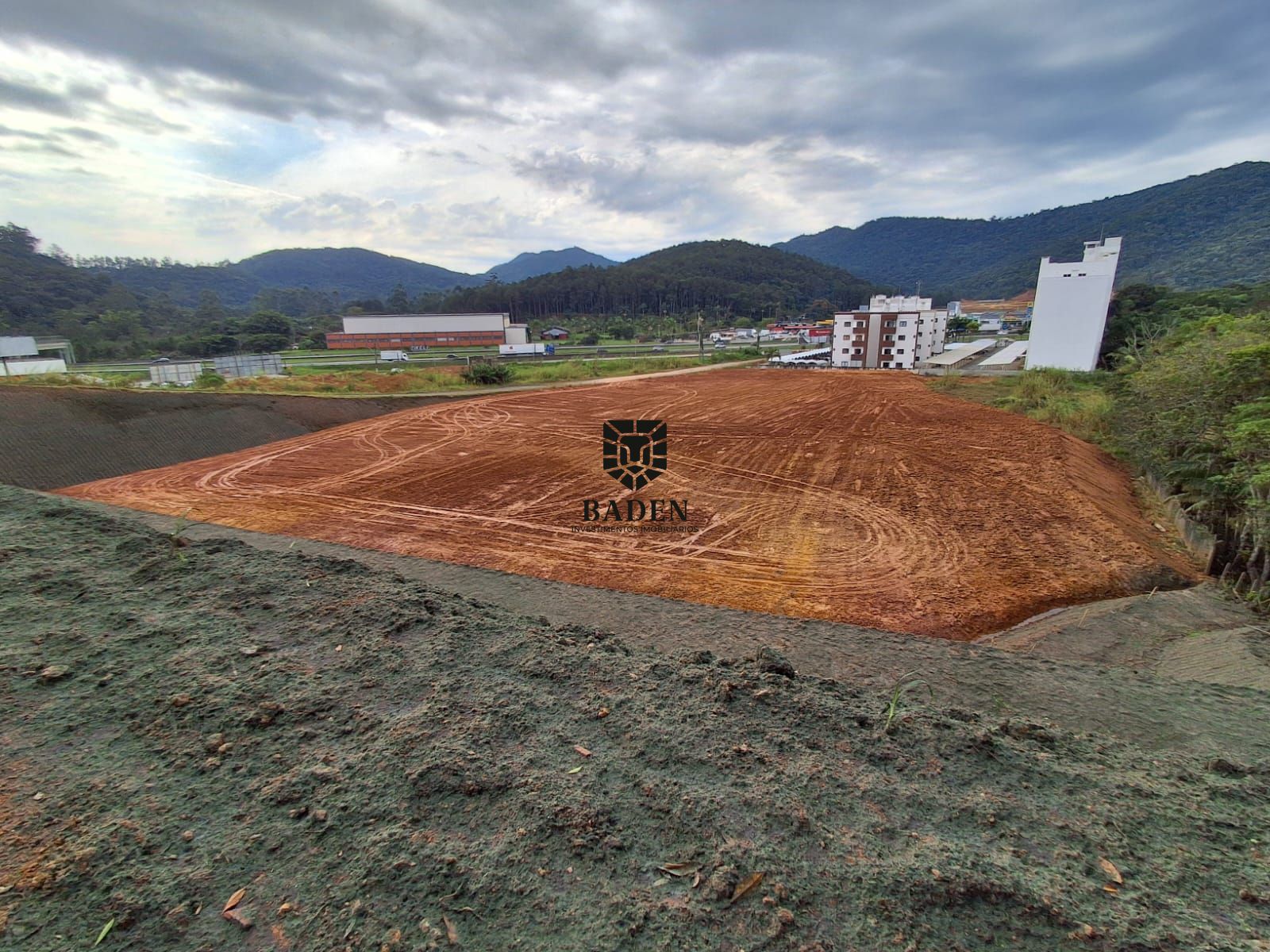 Terreno à venda, 12000m² - Foto 2