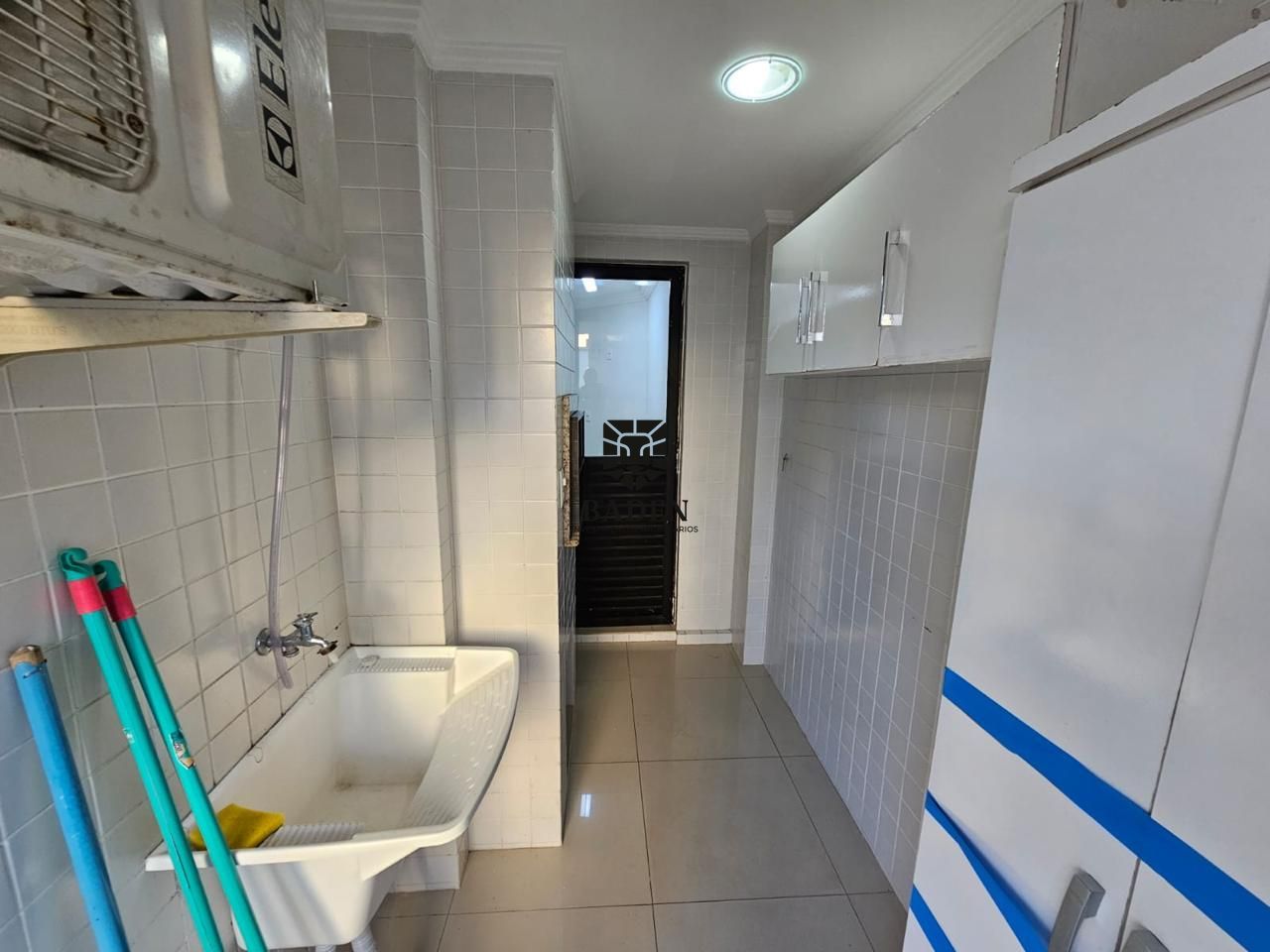 Apartamento à venda com 3 quartos, 99m² - Foto 6