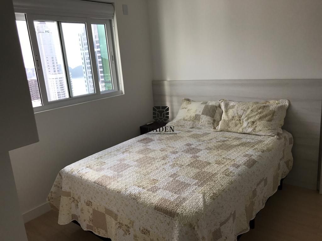 Apartamento à venda com 3 quartos, 121m² - Foto 12