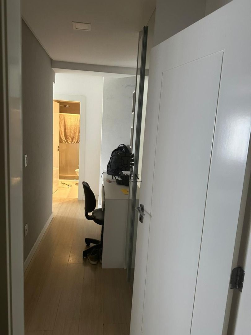 Apartamento à venda com 3 quartos, 156m² - Foto 18