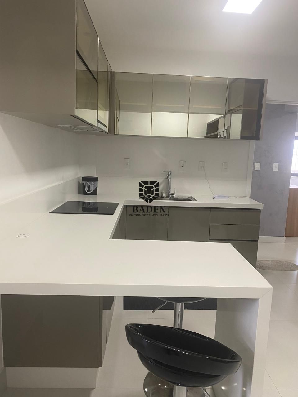 Apartamento à venda e aluguel com 4 quartos, 180m² - Foto 18