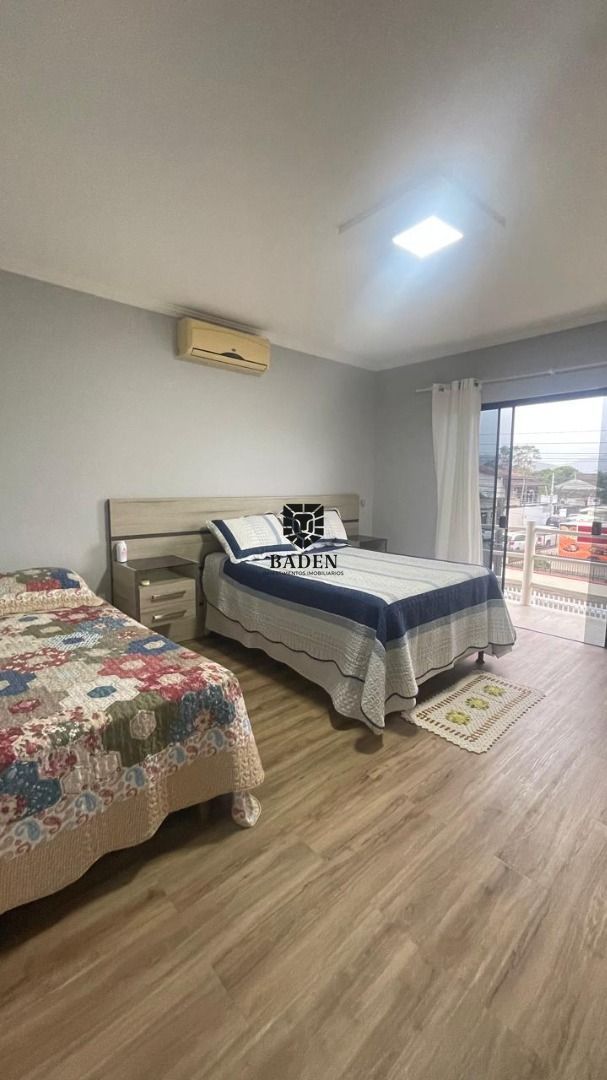 Casa para alugar com 4 quartos, 288m² - Foto 22